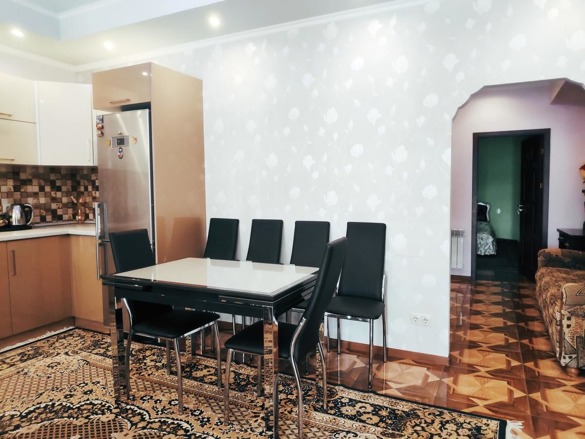 Гостевой дом Happy house Чива